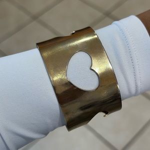 Cute Medal Wristband with Hearts